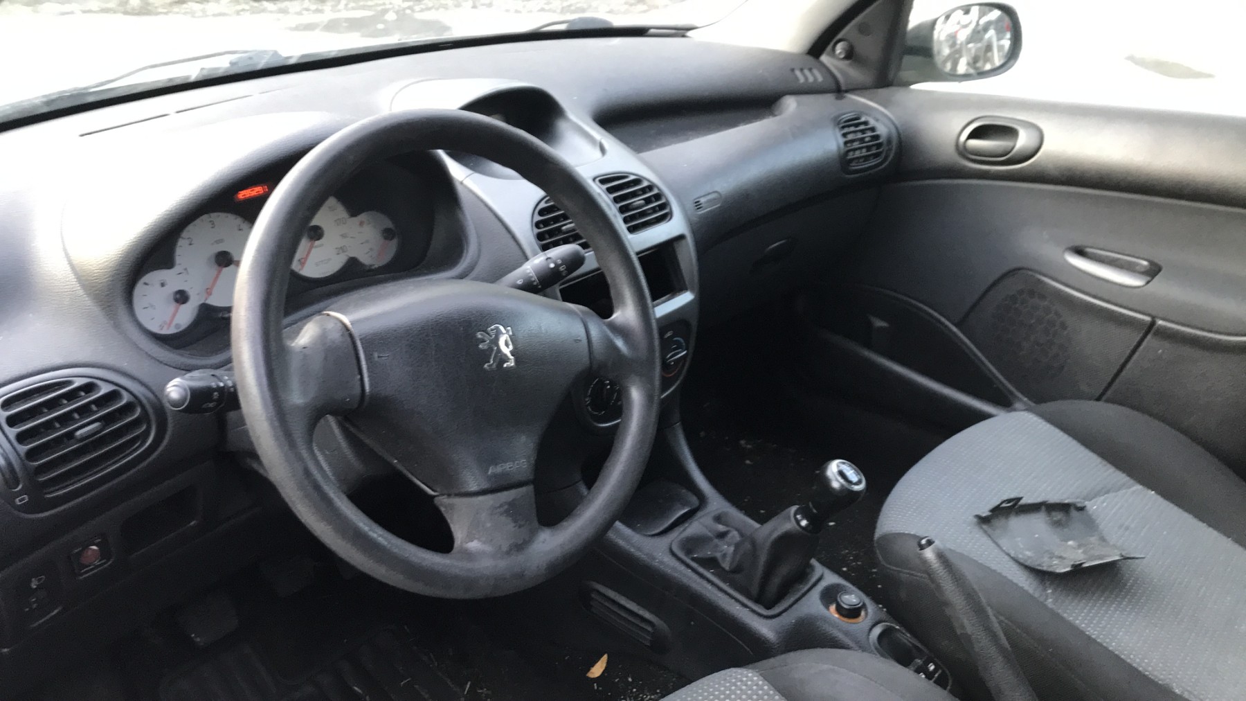 Image PEUGEOT 206