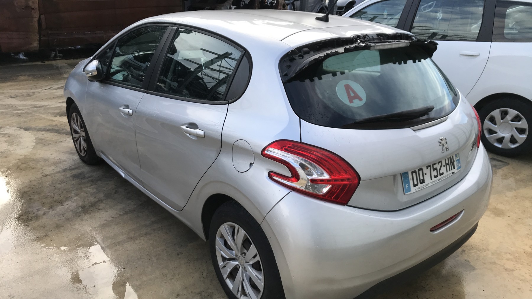 Image PEUGEOT 208 1