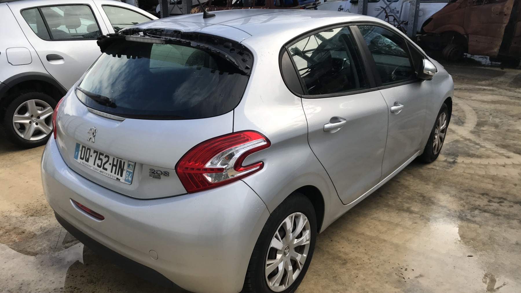 Image PEUGEOT 208 1