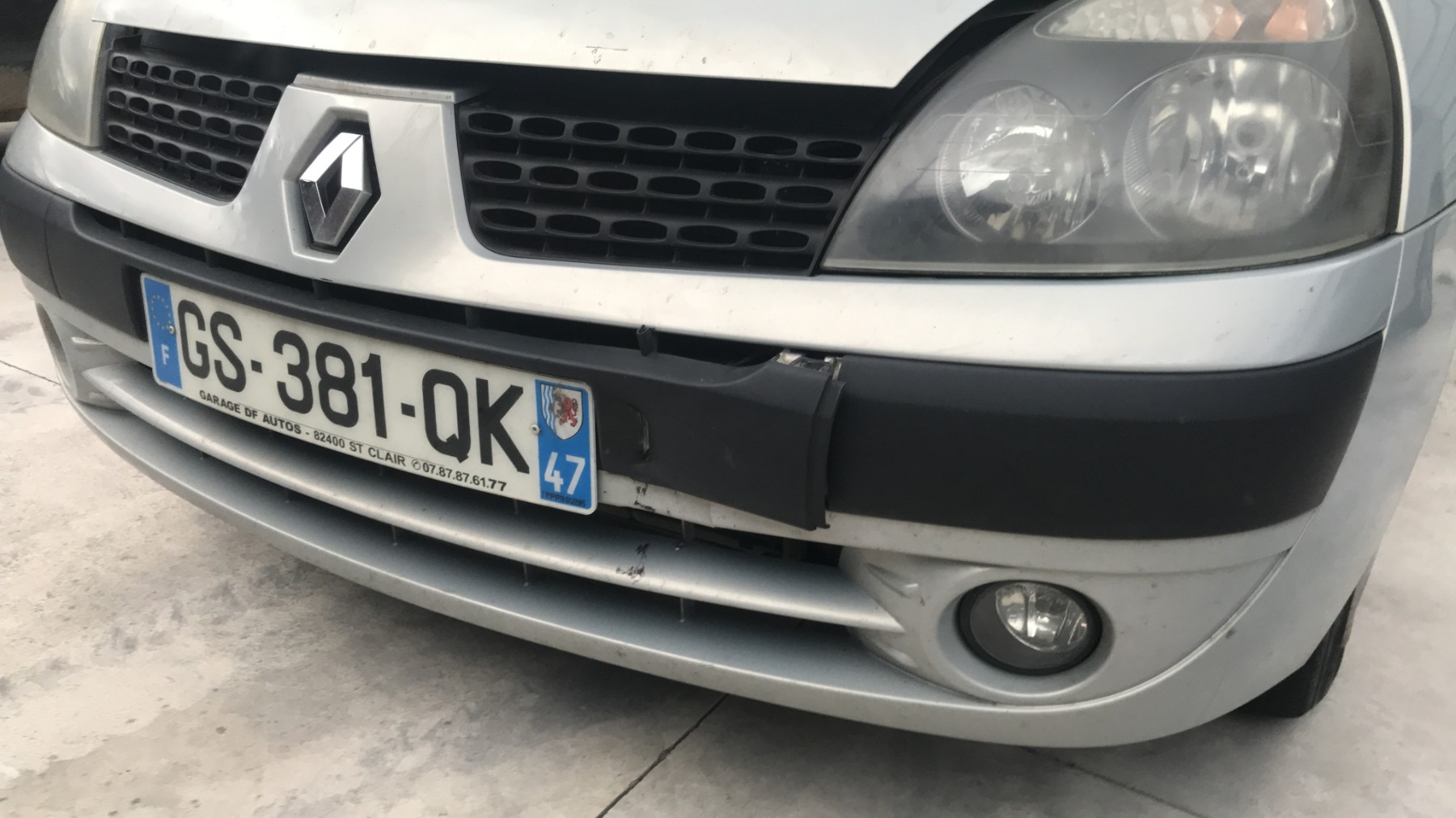 Image RENAULT CLIO 2