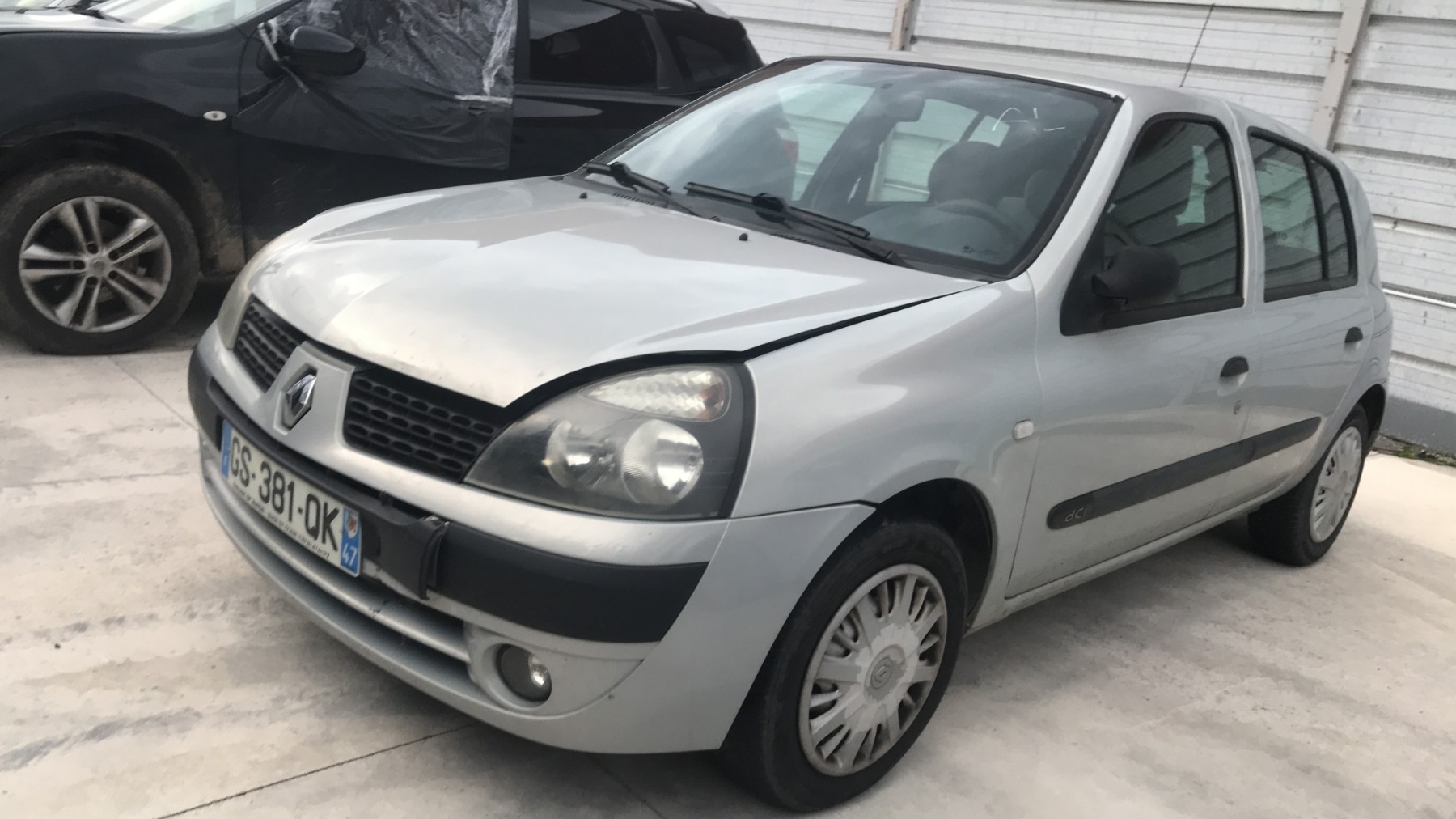 Image RENAULT CLIO 2