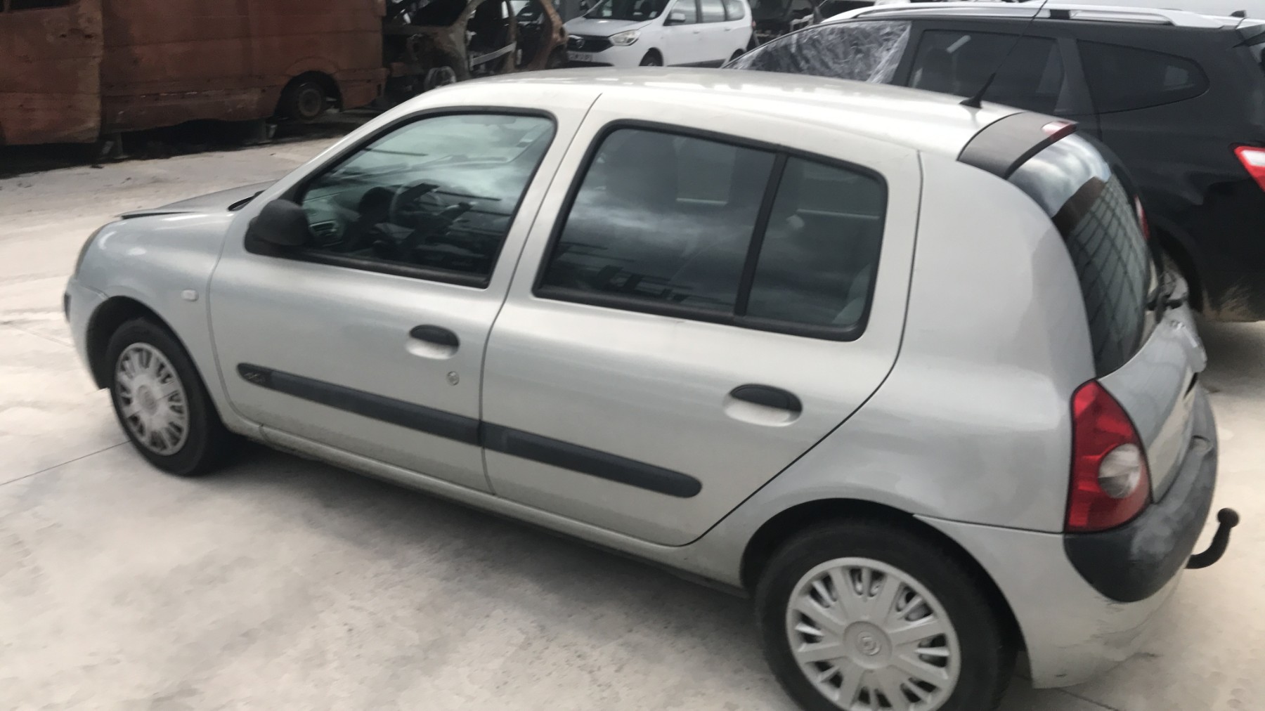 Image RENAULT CLIO 2