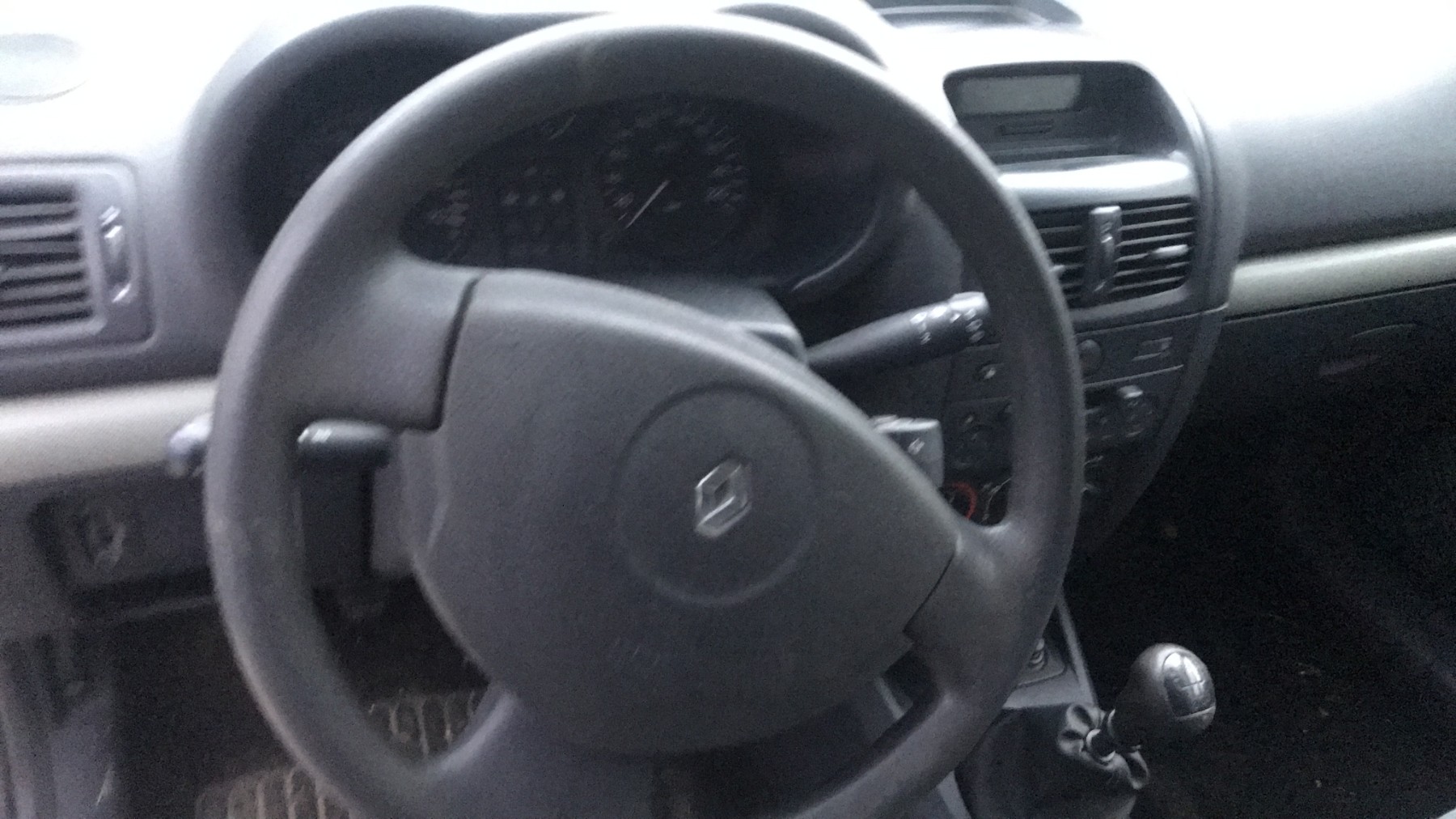 Image RENAULT CLIO 2