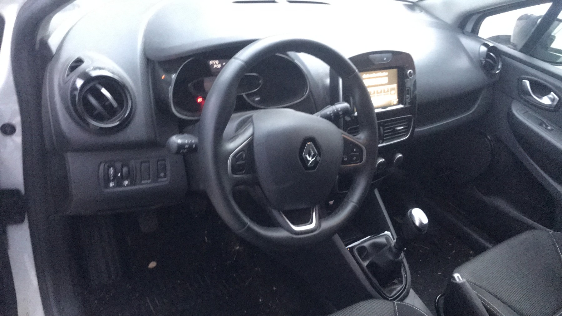 Image RENAULT CLIO 4