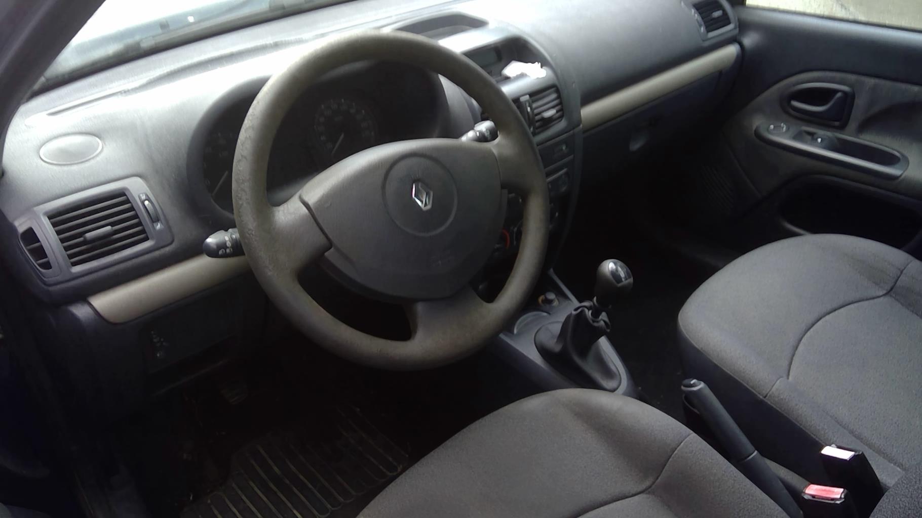 Image RENAULT CLIO 2