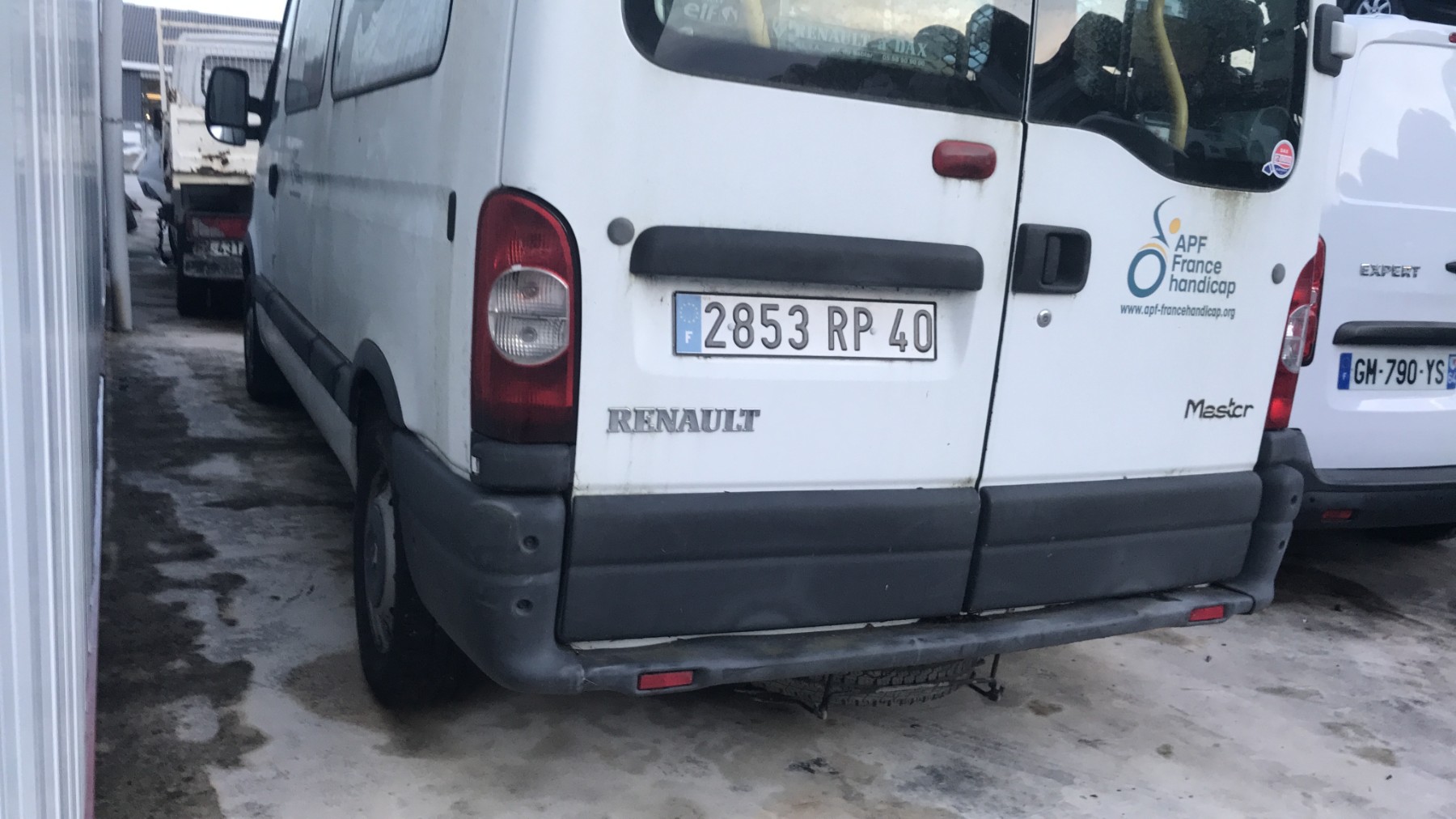 Image RENAULT MASTER 2