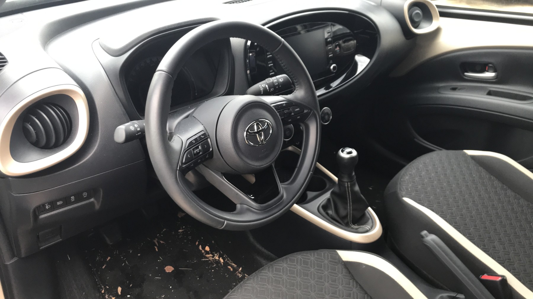 Image TOYOTA AYGO X