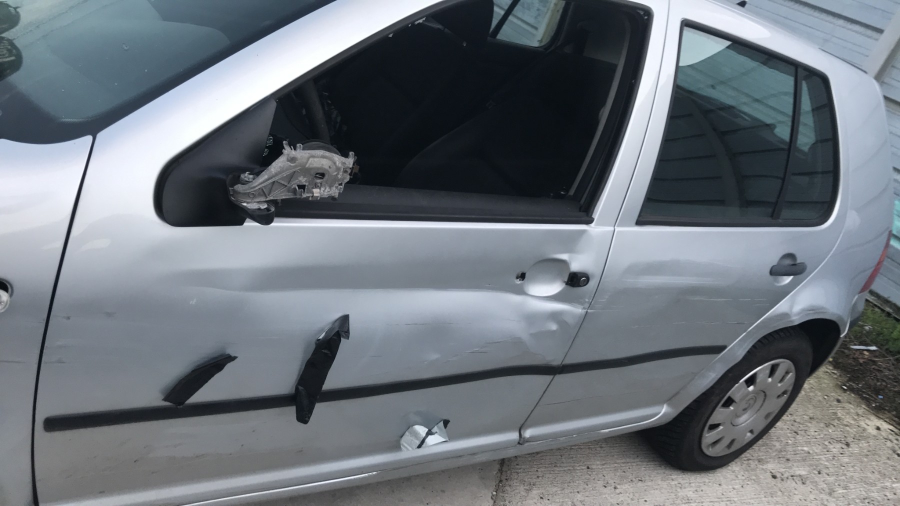 Image VOLKSWAGEN GOLF 4