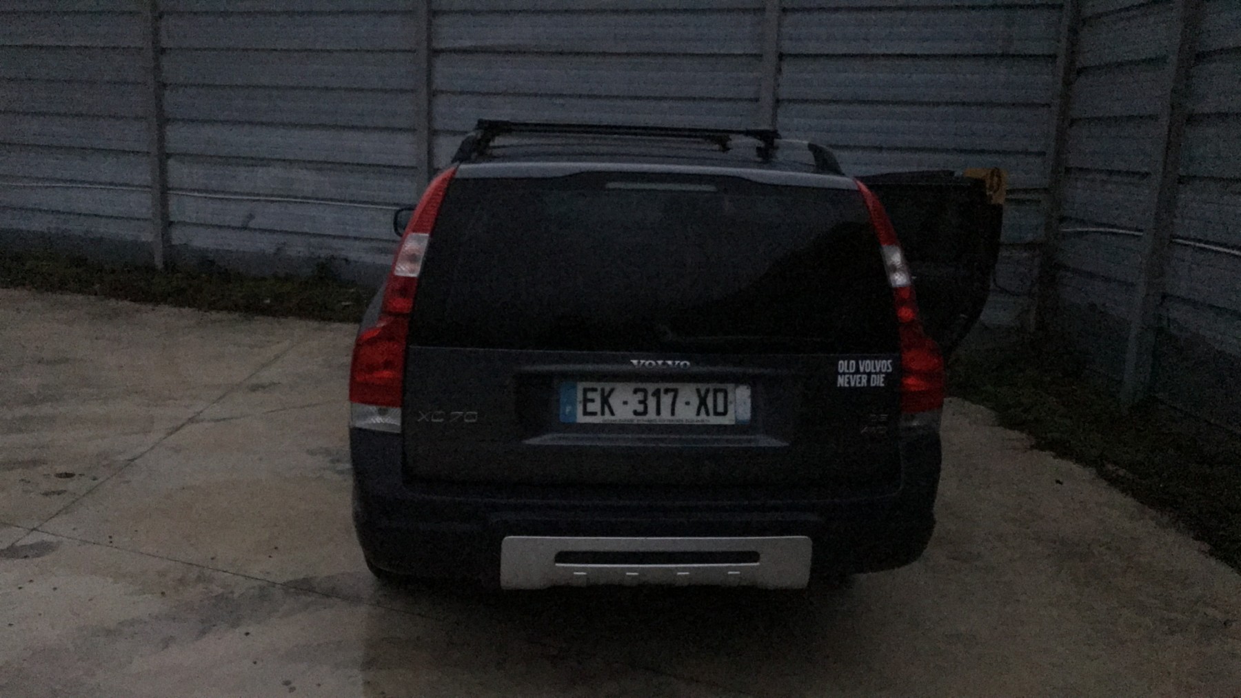 Image VOLVO XC 70 1 CROSS COUNTRY