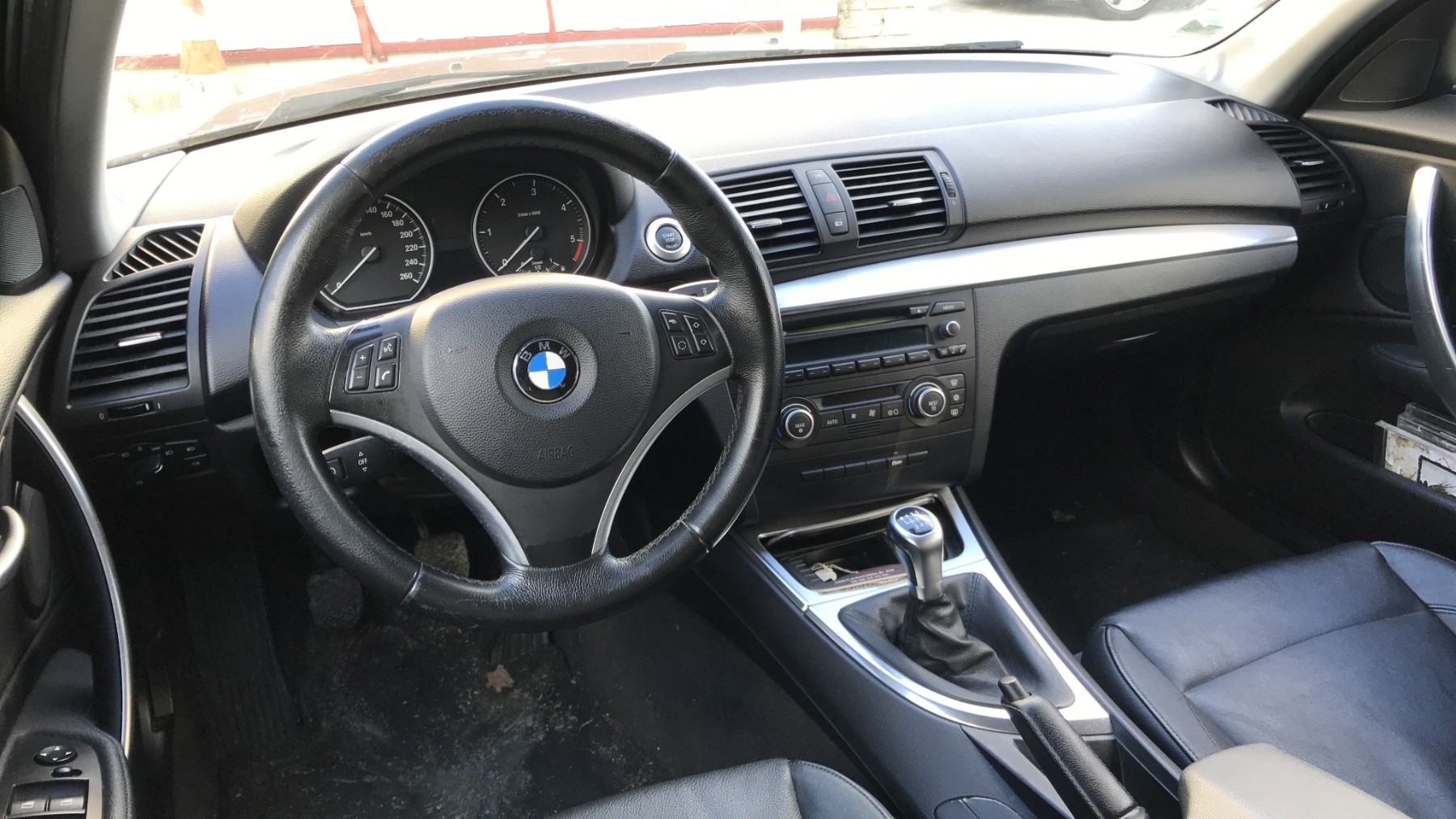 Image BMW SERIE 1 E87