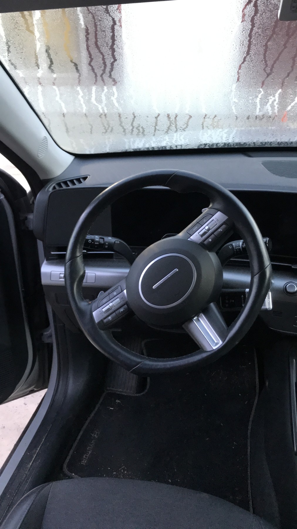 Image HYUNDAI KONA 1