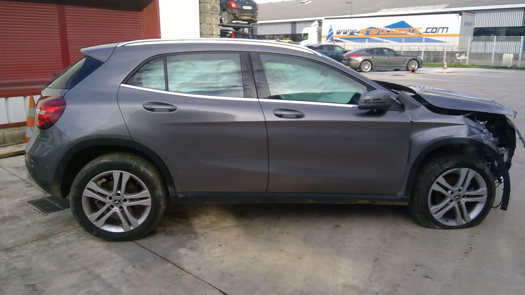 Image MERCEDES CLASSE GLA 156