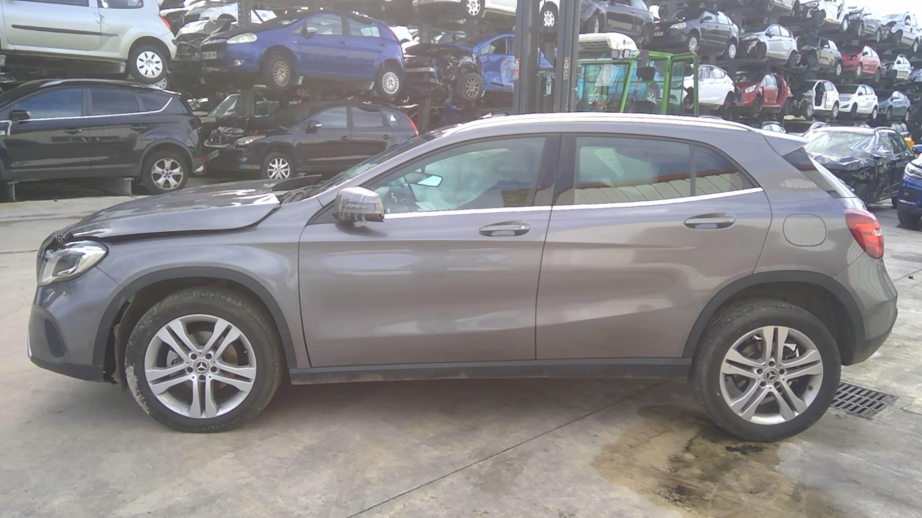 Image MERCEDES CLASSE GLA 156