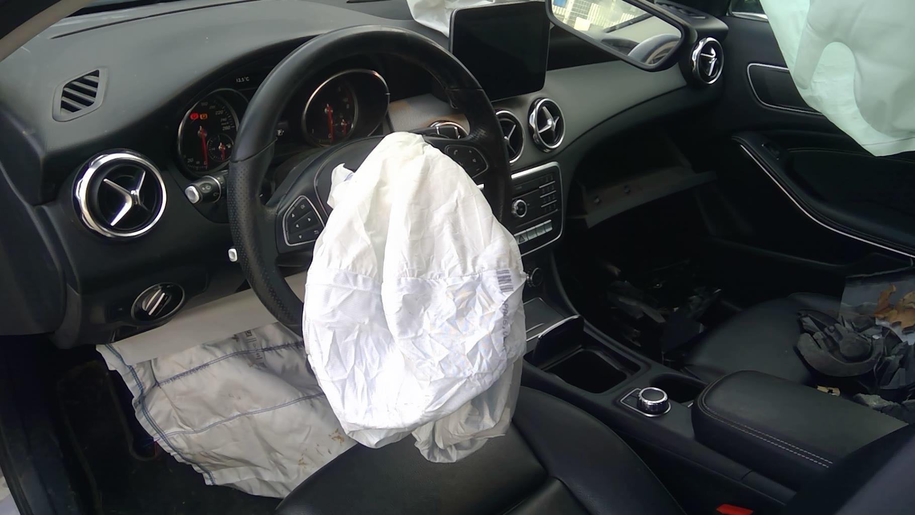 Image MERCEDES CLASSE GLA 156