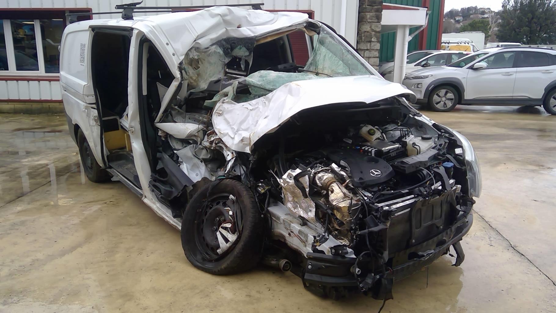 Image MERCEDES VITO 447
