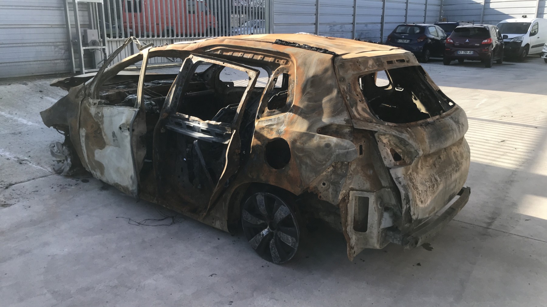 Image PEUGEOT 2008 1