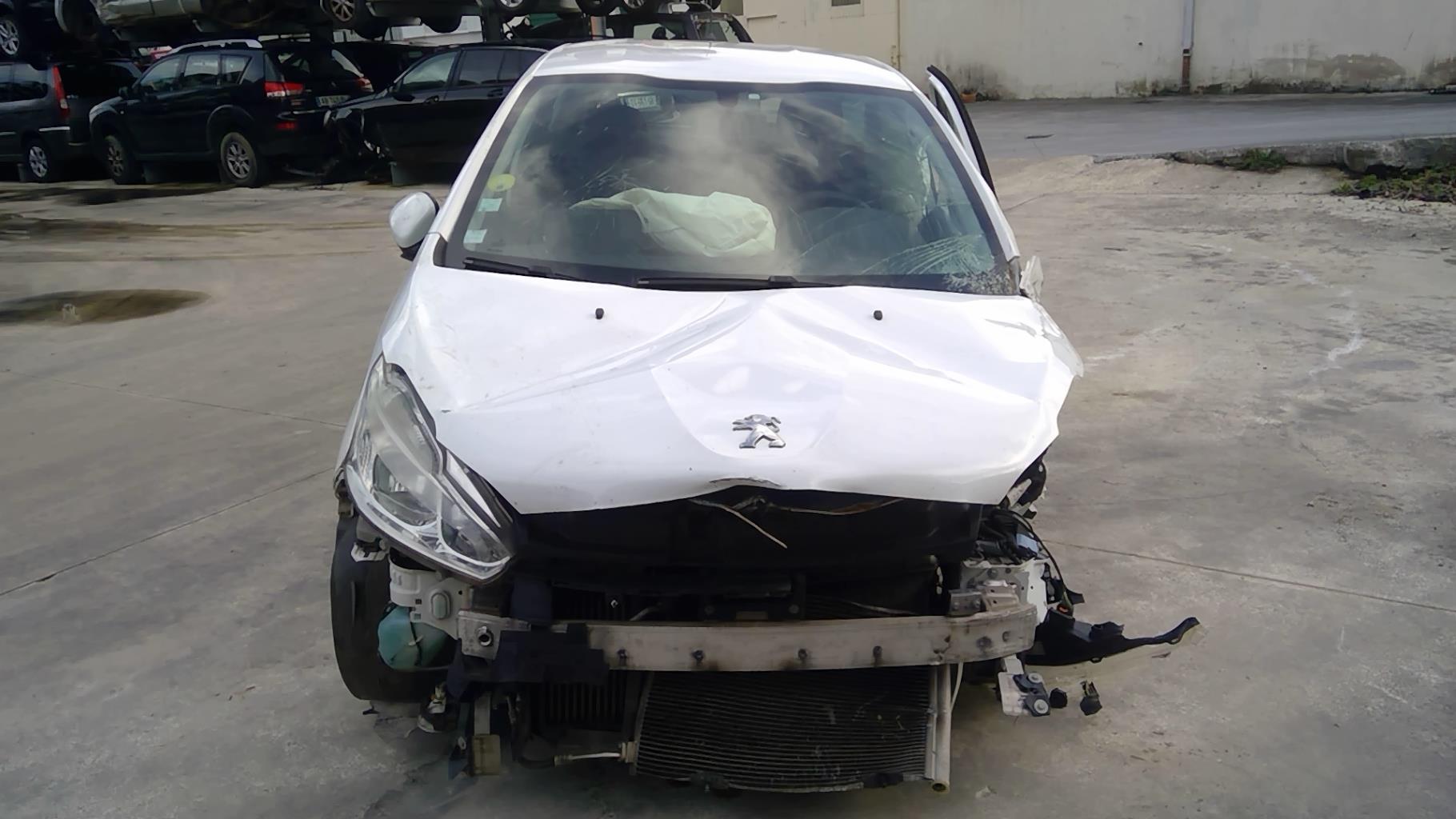 Image PEUGEOT 208 1