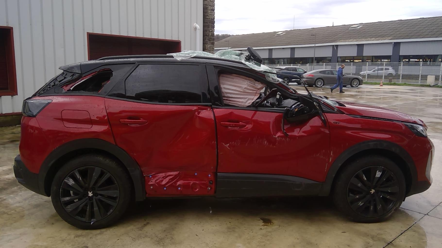 Image PEUGEOT 3008 2