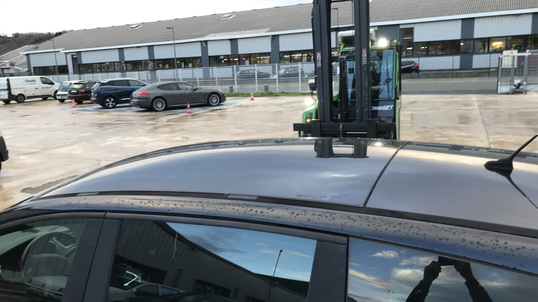 Image PEUGEOT 5008 1