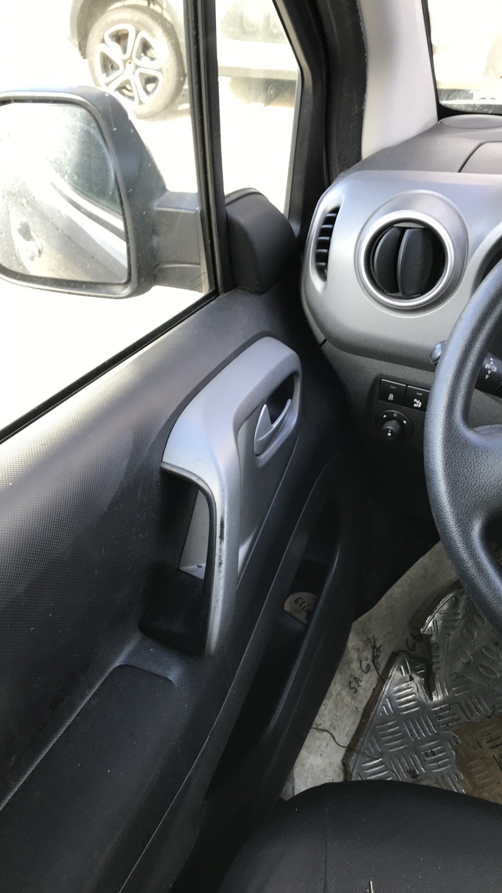 Image PEUGEOT PARTNER 2