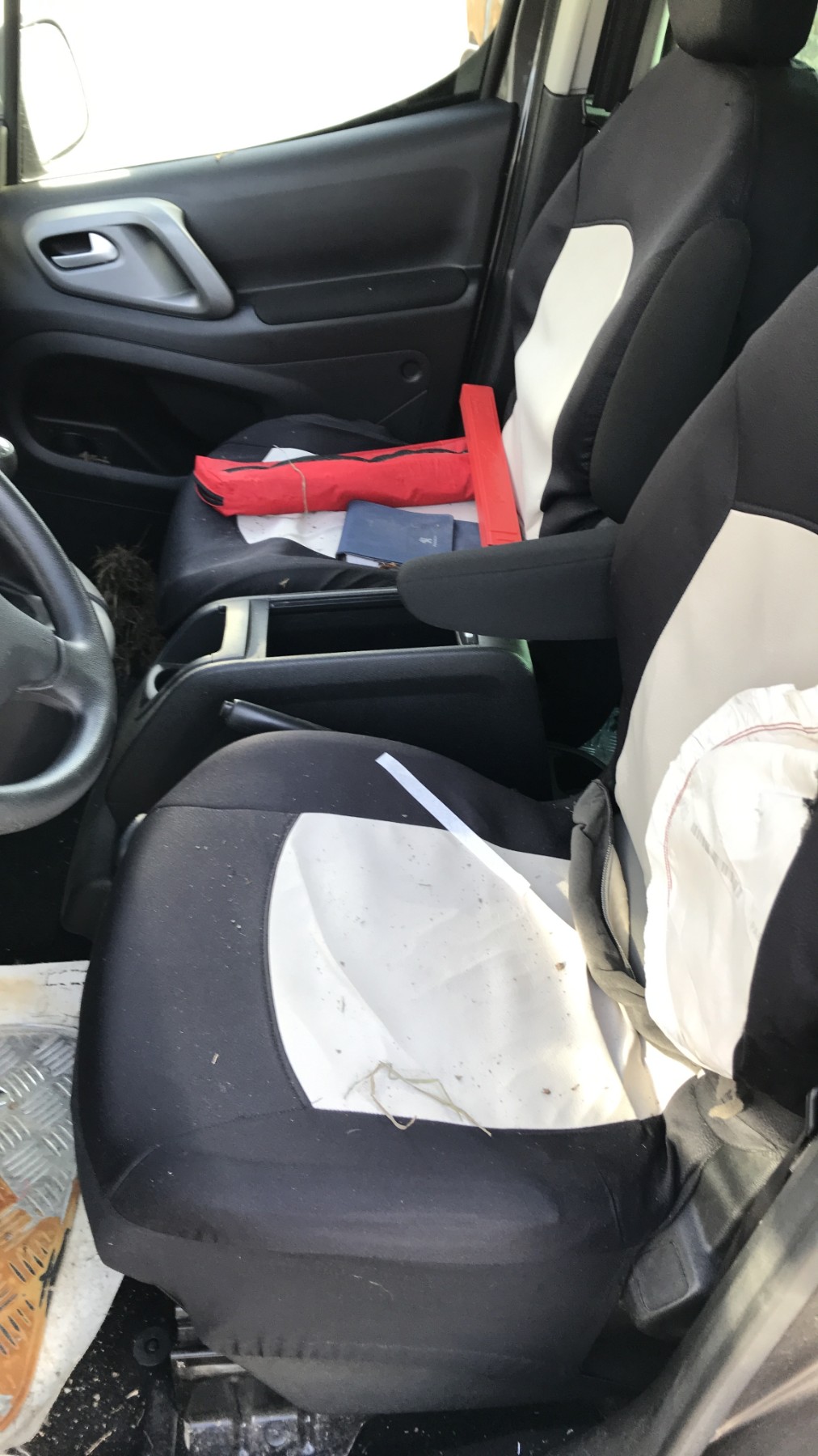 Image PEUGEOT PARTNER 2