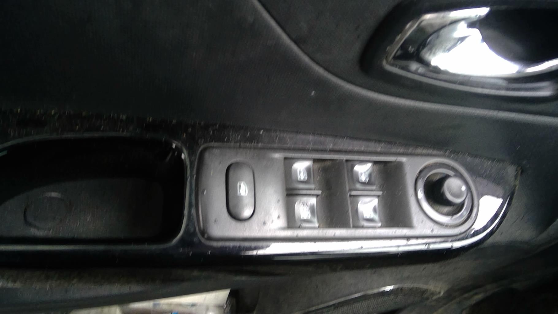 Image RENAULT CAPTUR 1