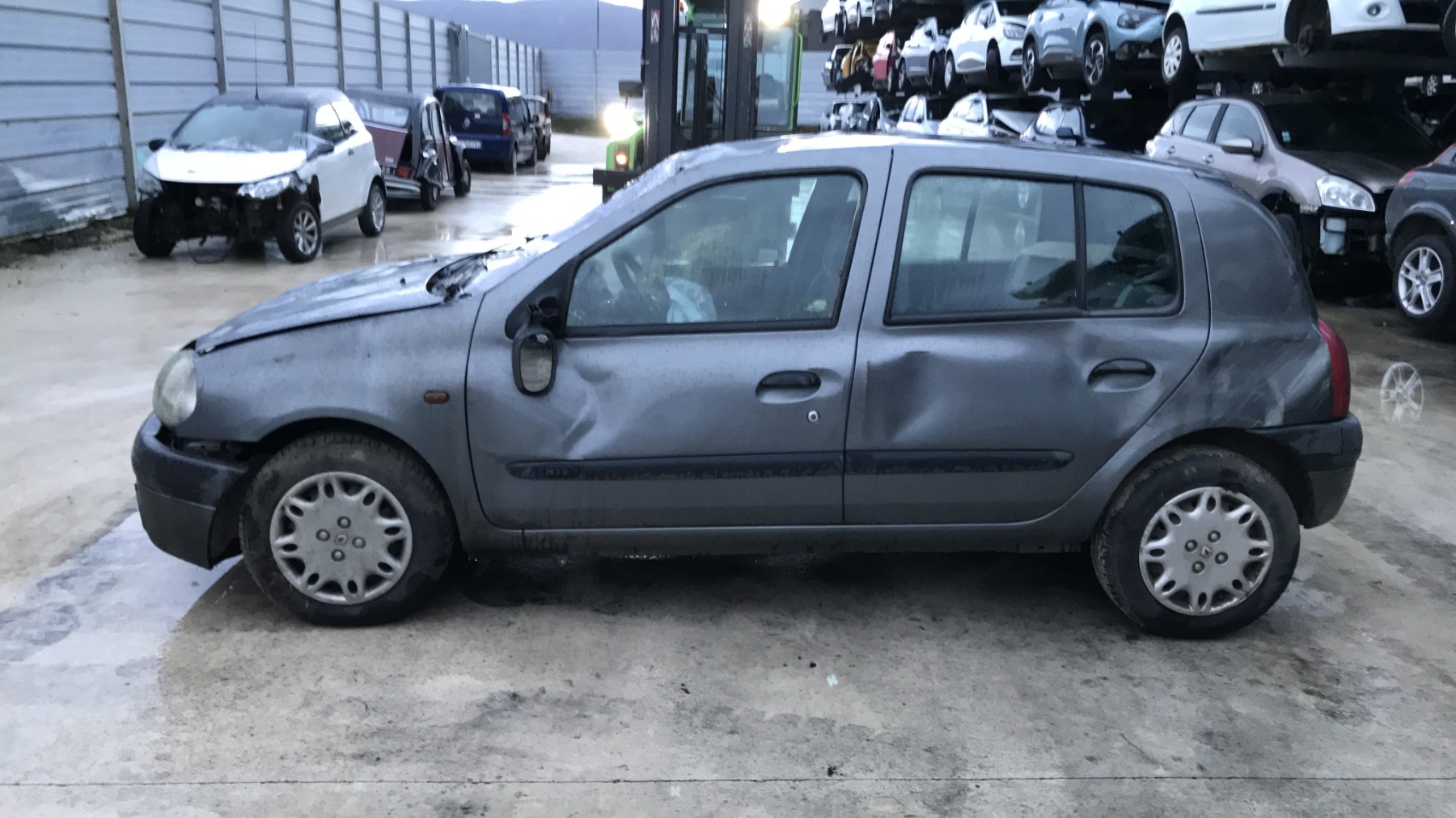 Image RENAULT CLIO 2