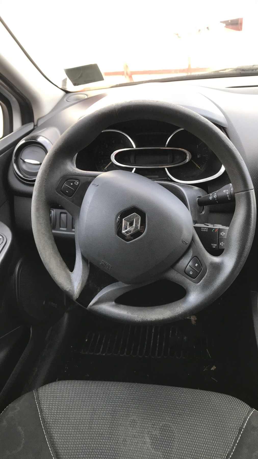 Image RENAULT CLIO 4