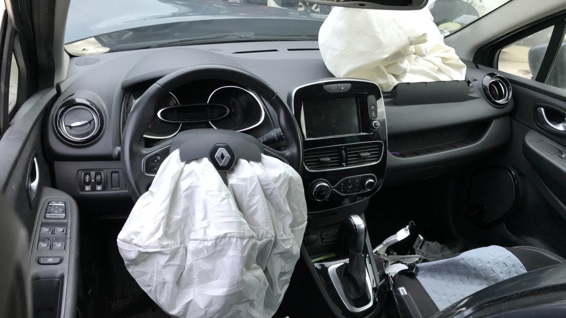 Image RENAULT CLIO 4