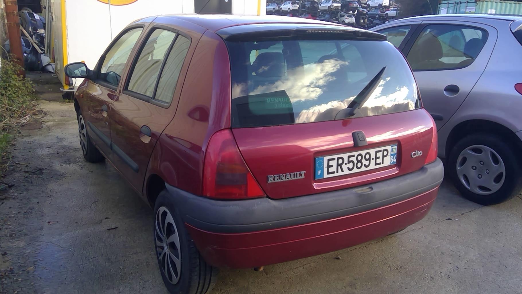 Image RENAULT CLIO 2