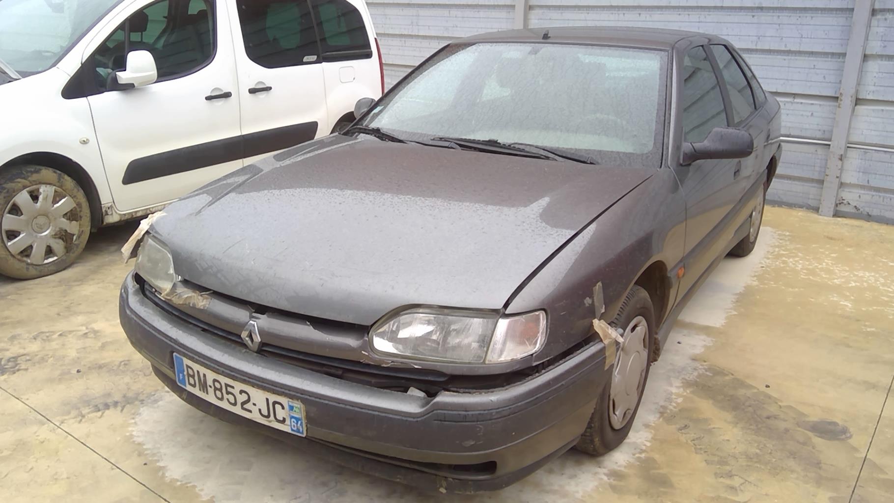 Image RENAULT SAFRANE