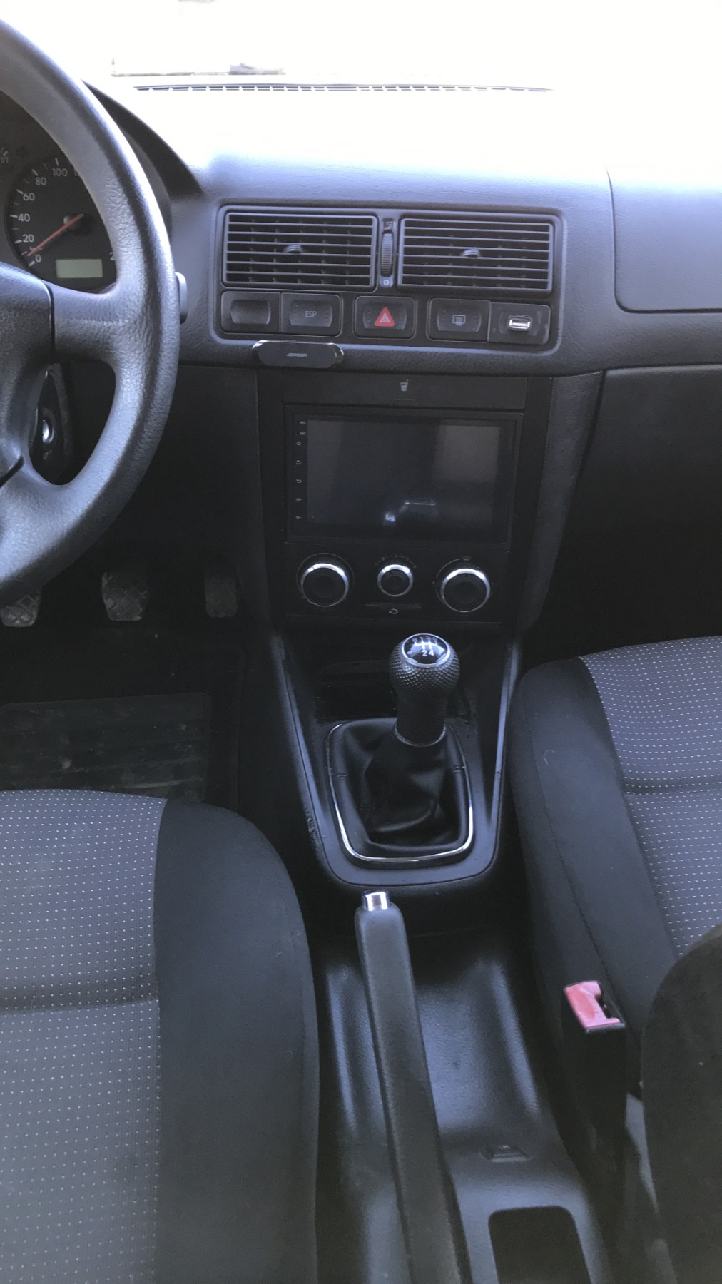 Image VOLKSWAGEN GOLF 4