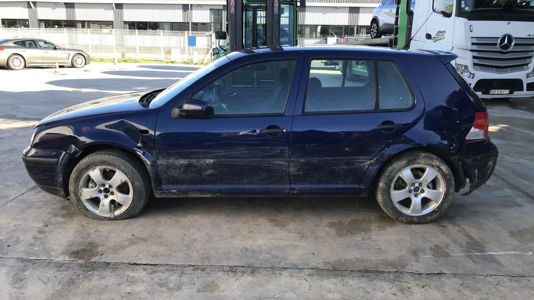 Image VOLKSWAGEN GOLF 4