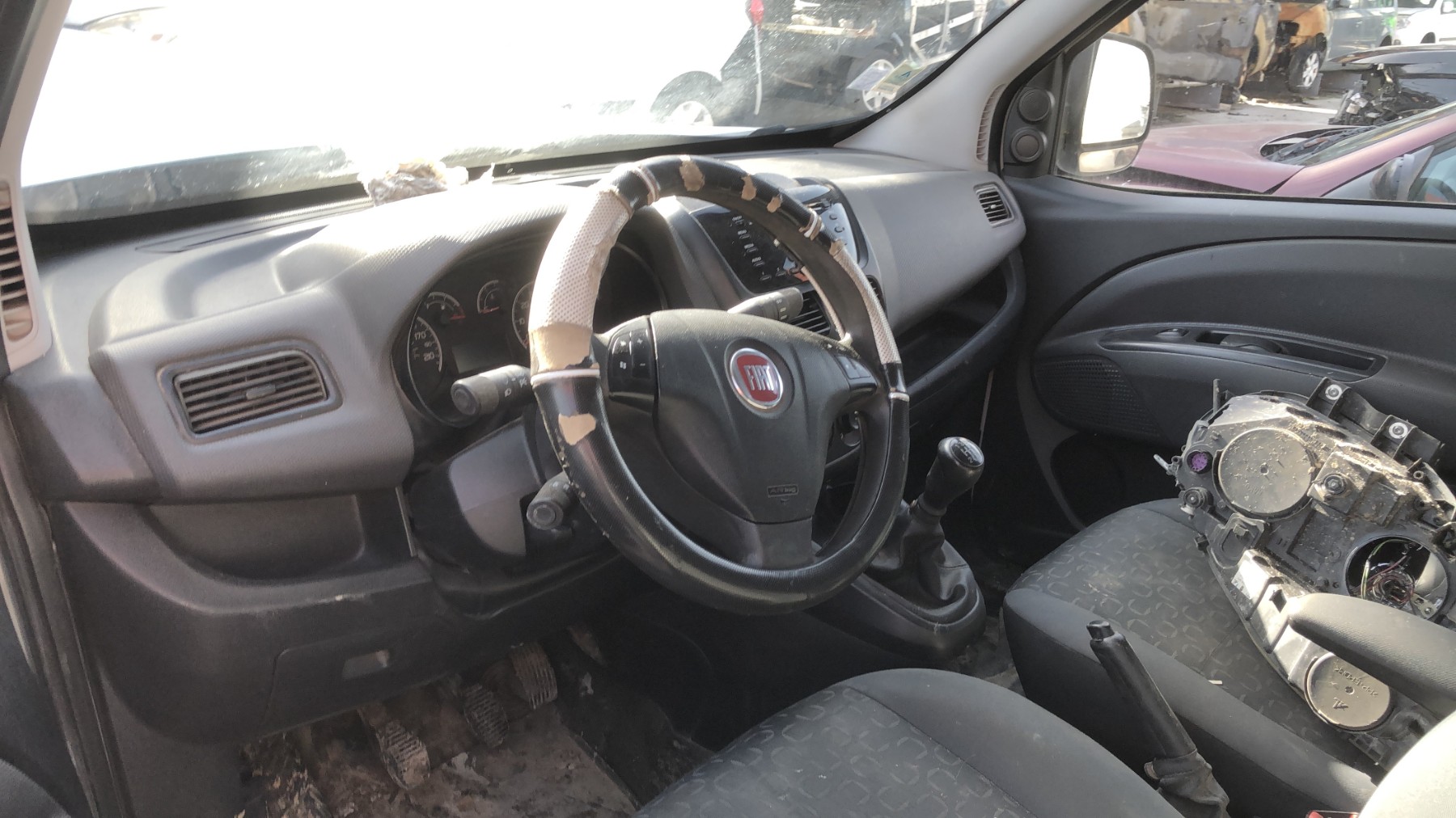 Image FIAT DOBLO 2