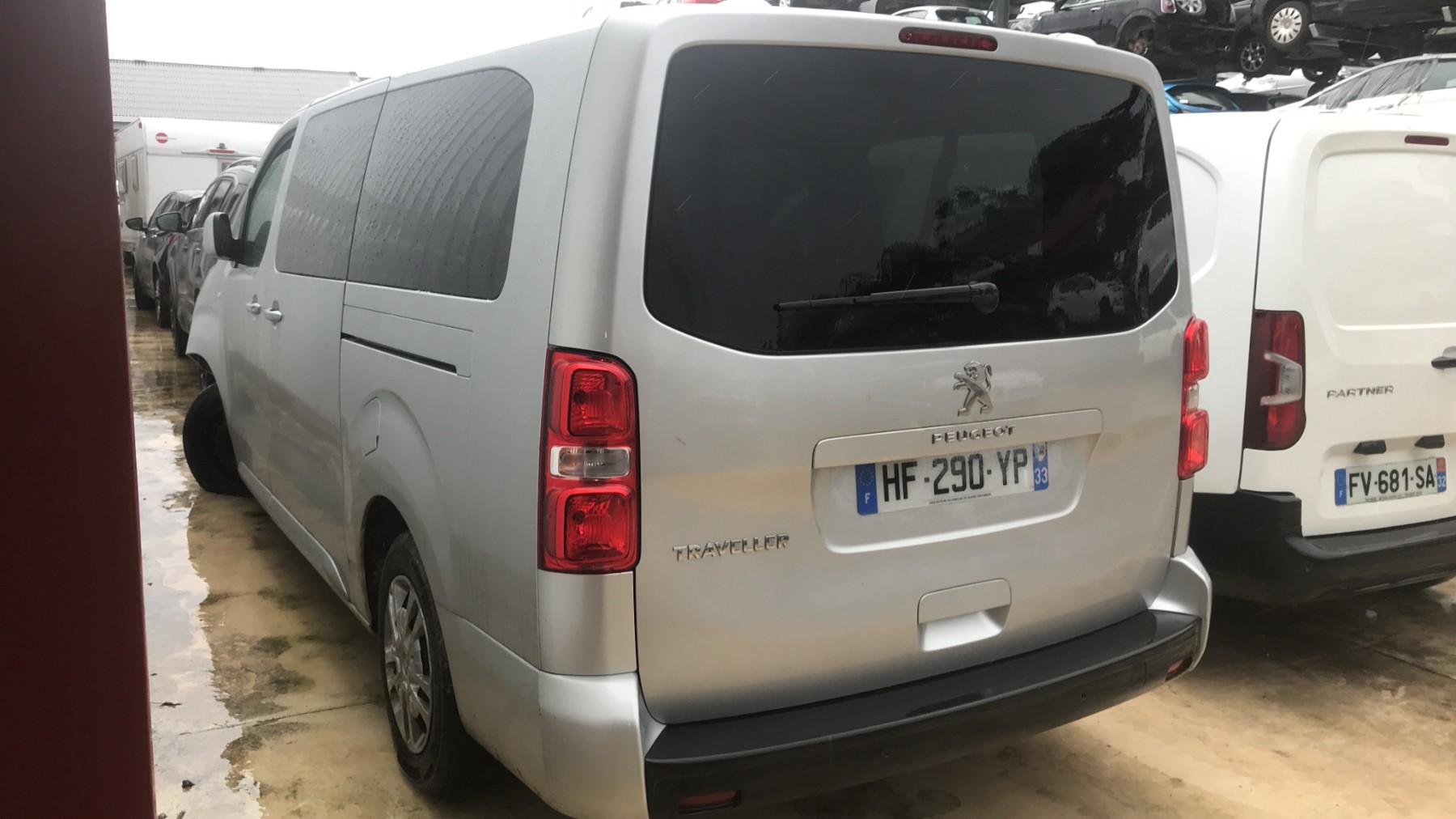 Image PEUGEOT TRAVELLER