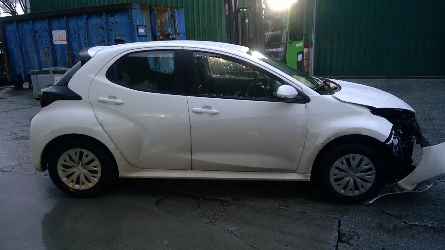 Image TOYOTA YARIS 4