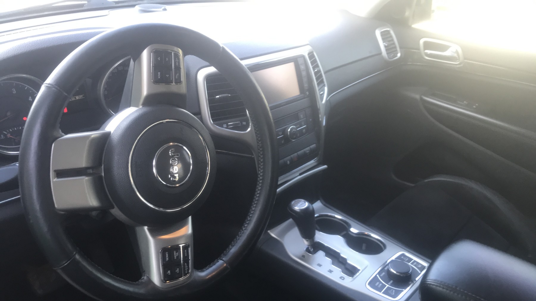 Image JEEP GRAND CHEROKEE 3