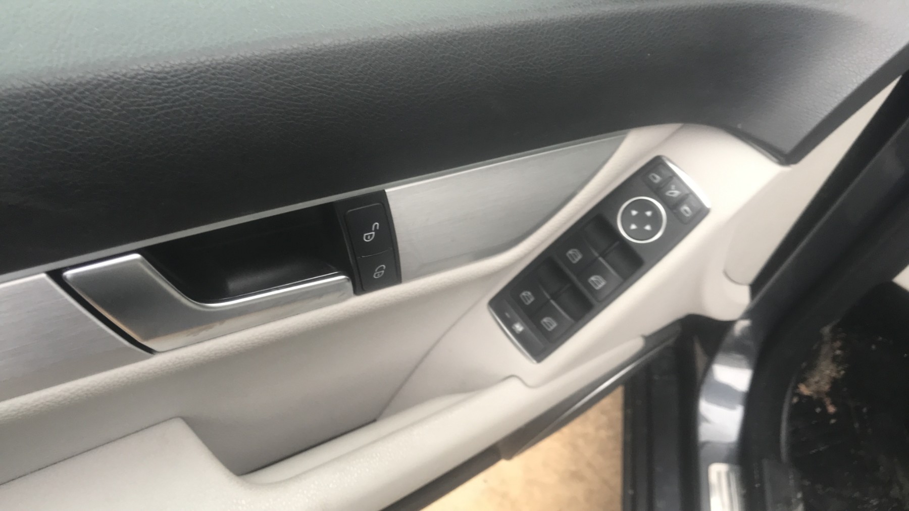 Image MERCEDES CLASSE C 204