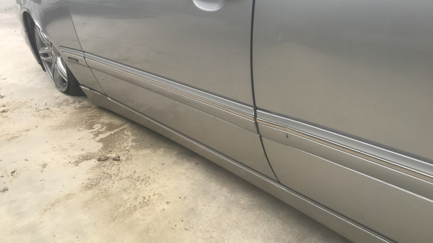 Image MERCEDES CLASSE E 210