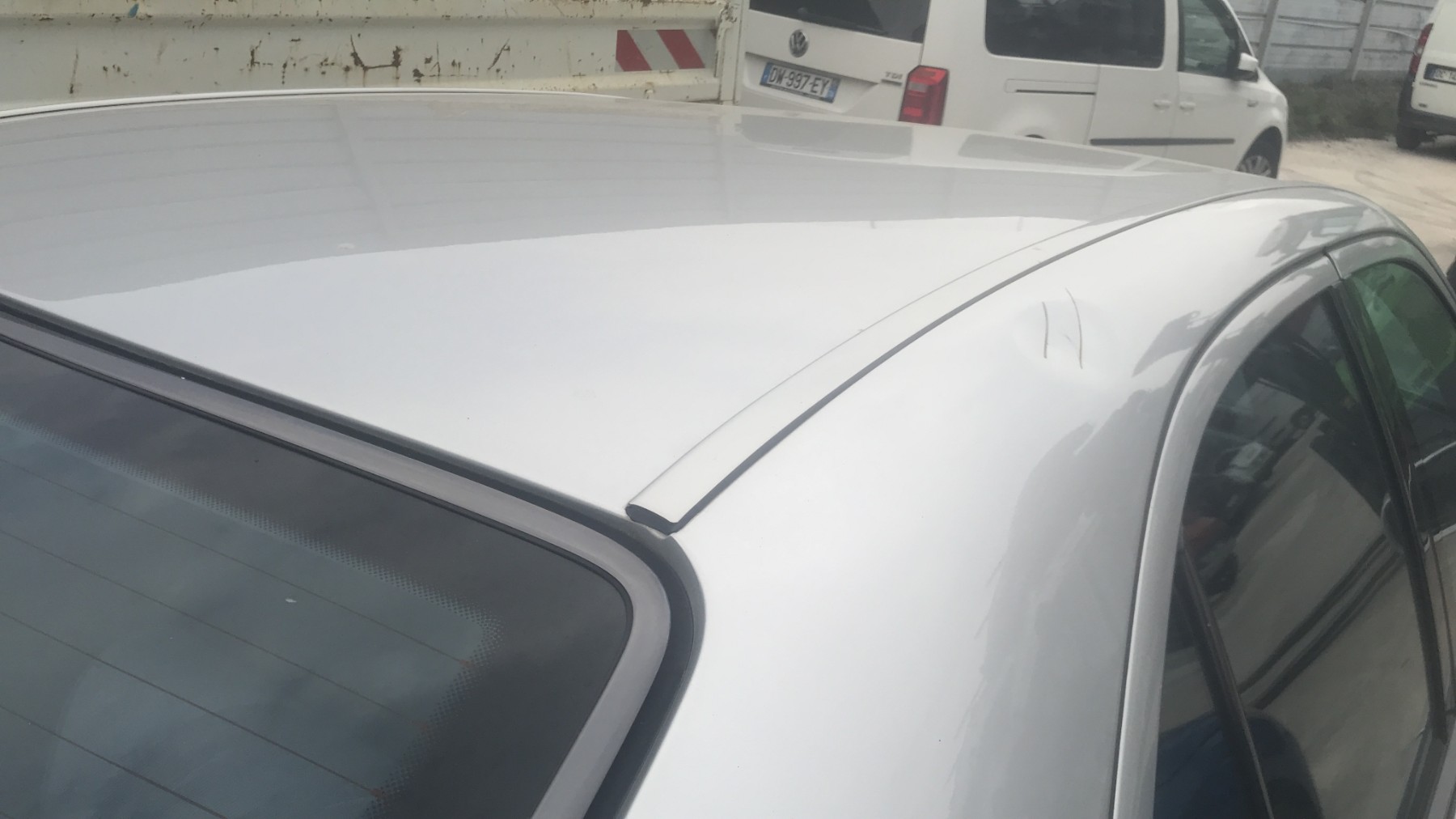 Image MERCEDES CLASSE E 210