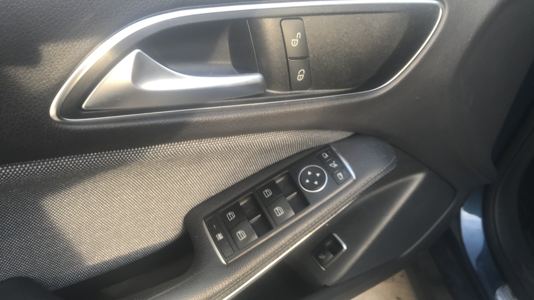 Image MERCEDES CLASSE GLA 156