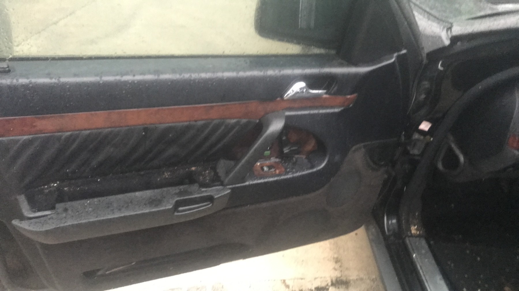 Image MERCEDES CLASSE S 140