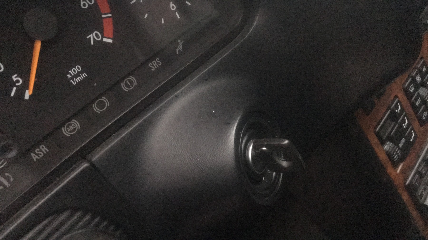 Image MERCEDES CLASSE S 140