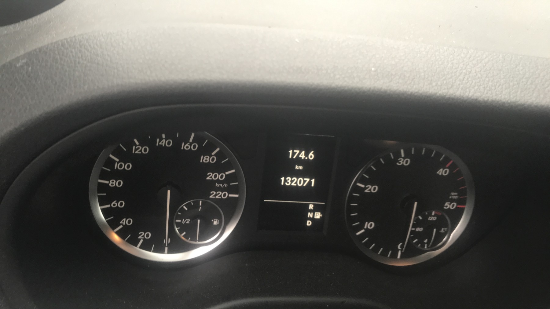 Image MERCEDES VITO 447