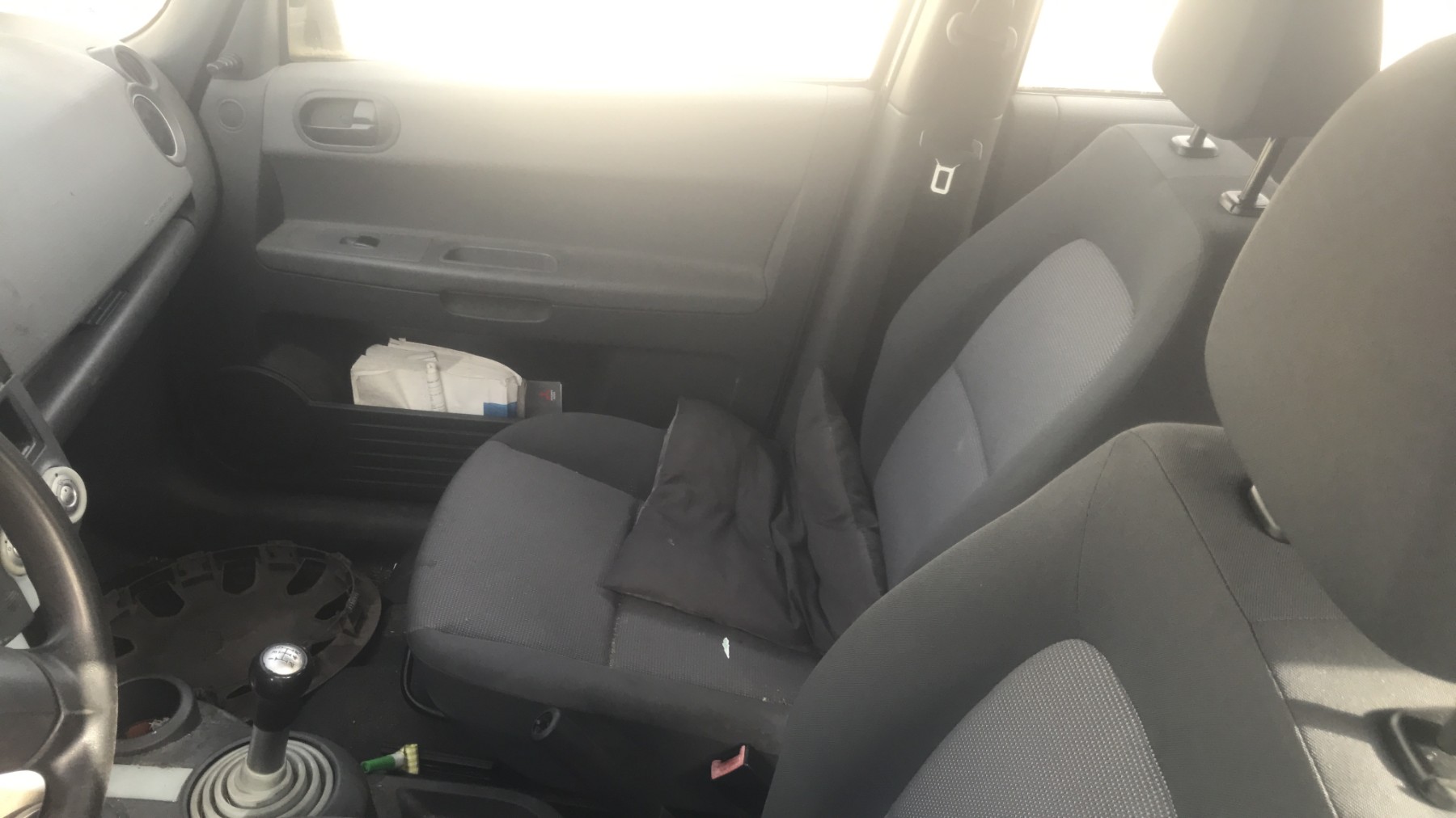 Image MITSUBISHI COLT 6