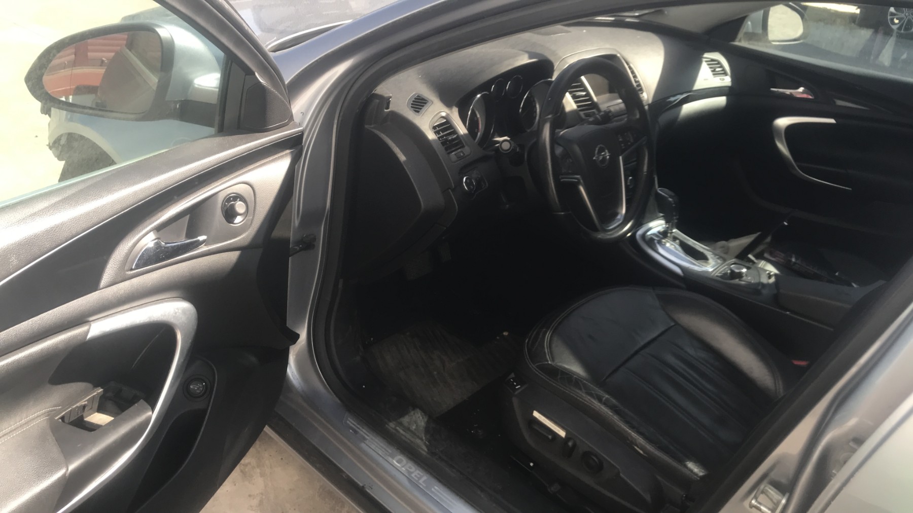 Image OPEL INSIGNIA 1