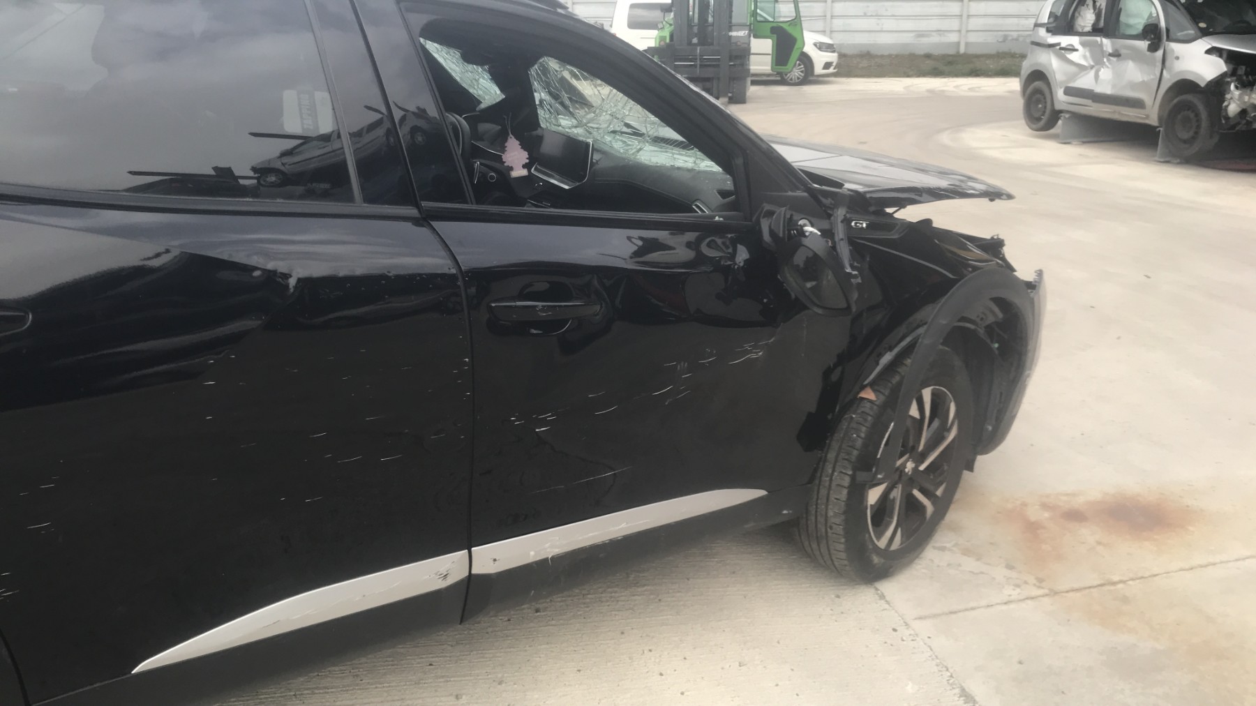 Image PEUGEOT 2008 2