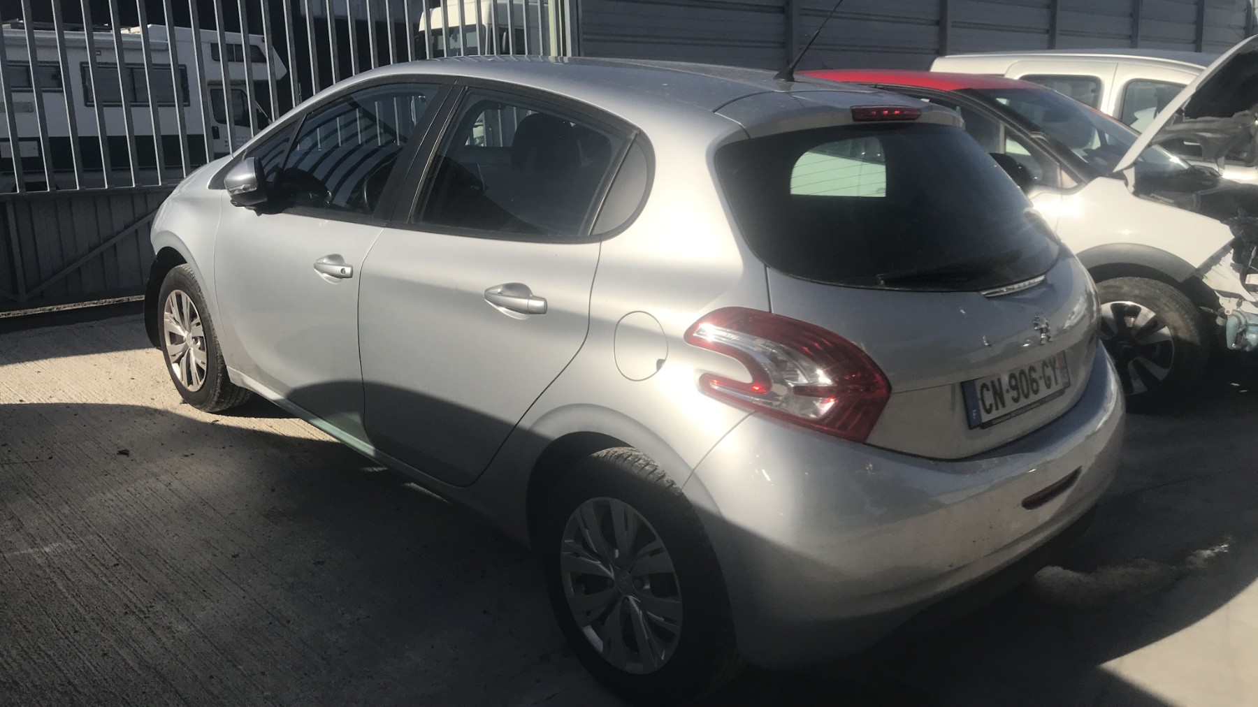 Image PEUGEOT 208 1