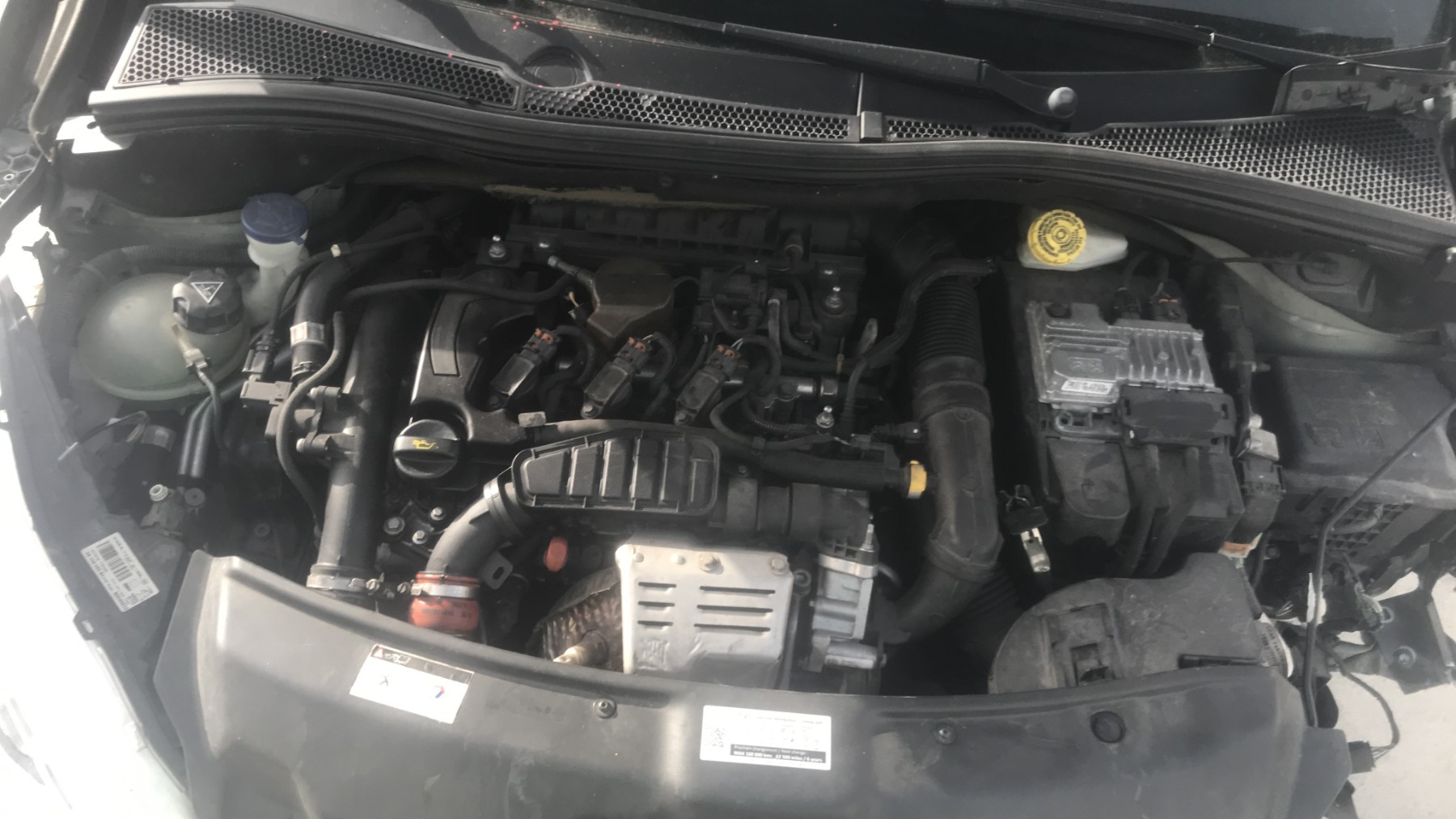Image PEUGEOT 208 1