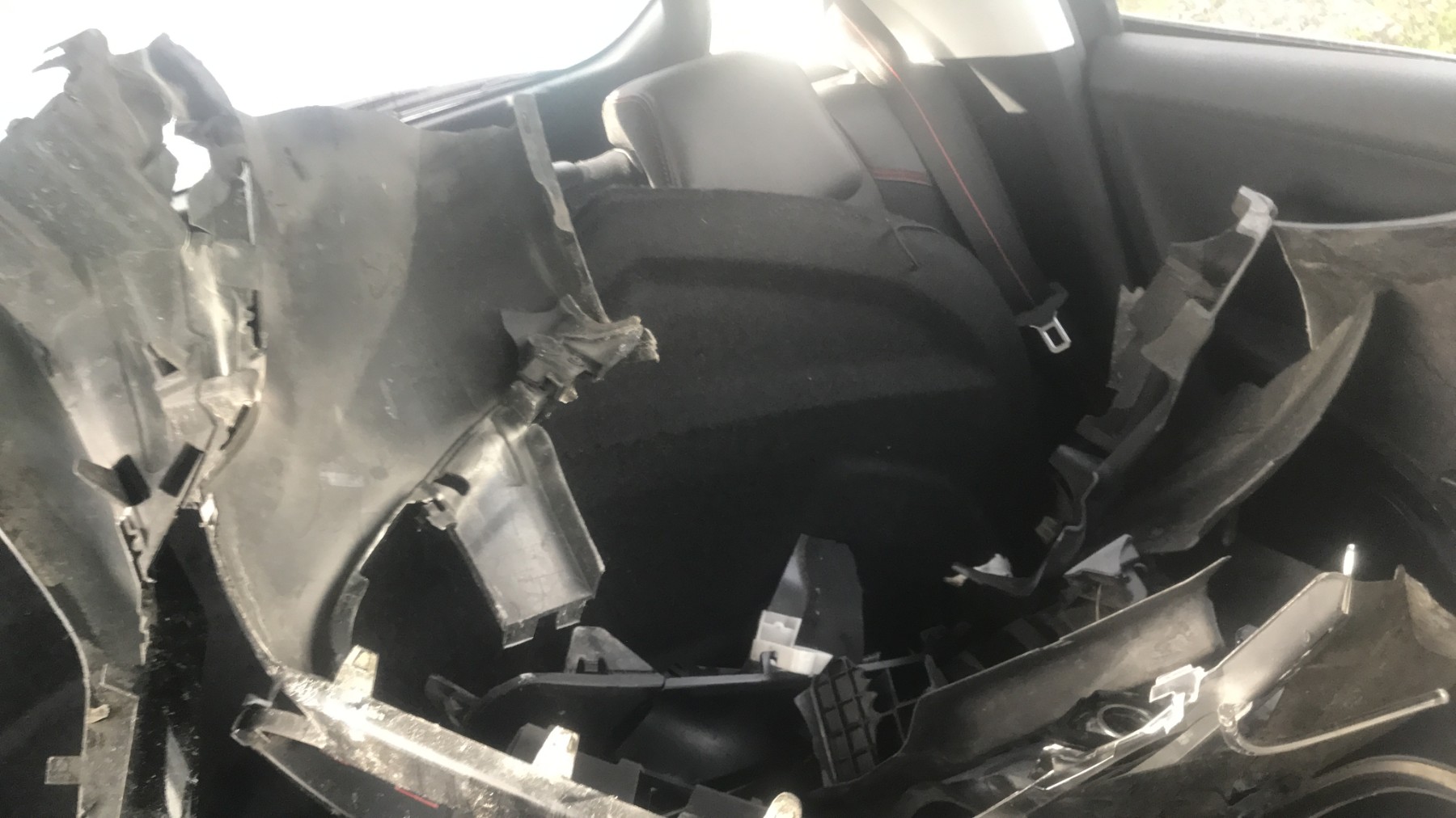 Image PEUGEOT 208 1